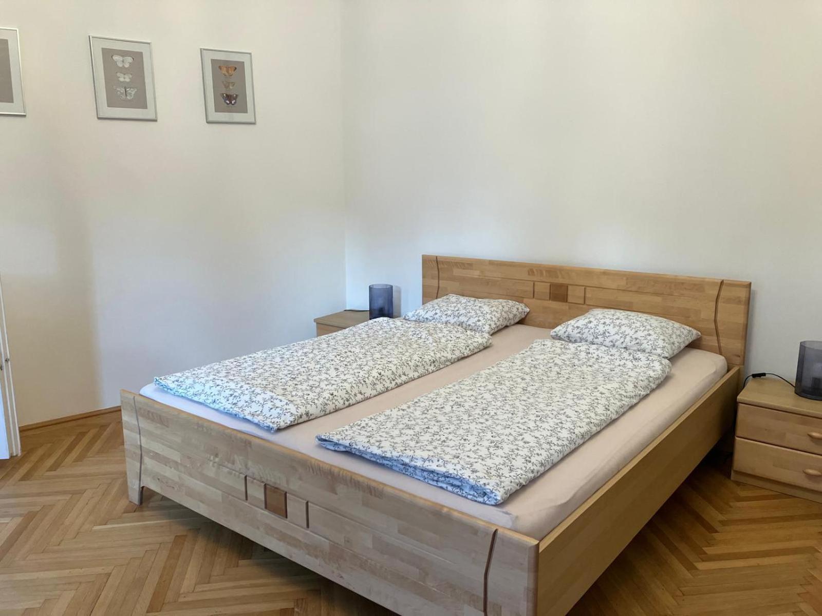Schoene Im Helenental Baden